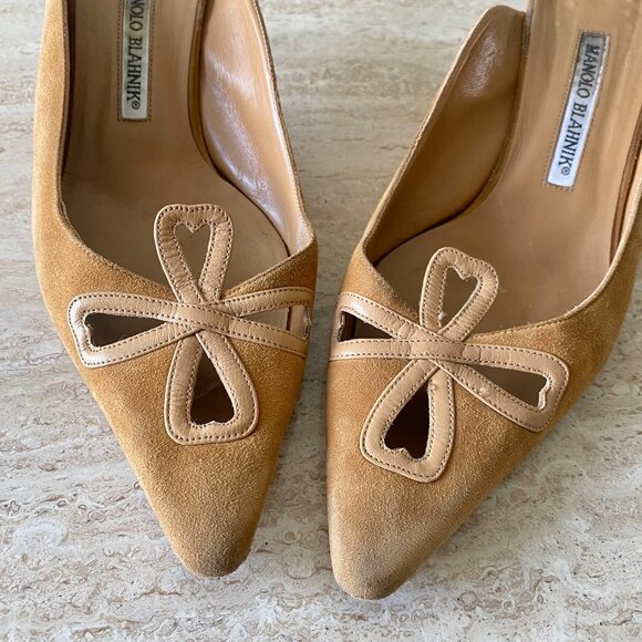 Vintage Manolo Blahnik Cutout Kitten Heel Mules - Picture 5 of 9